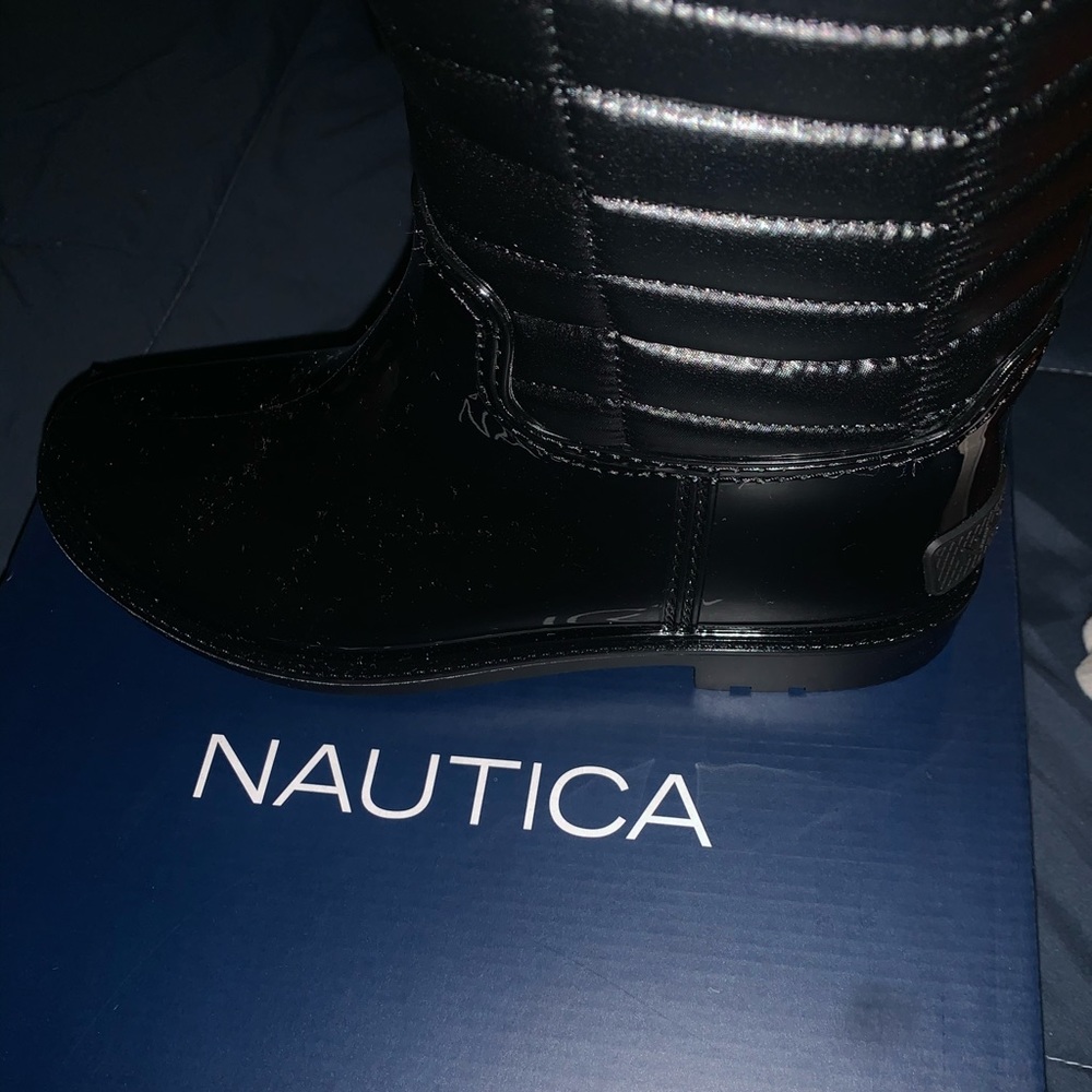 New nautica rain boots